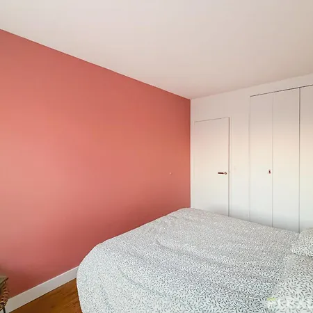 Spacious Two-bedroom In The 13th With Balcony * Paris